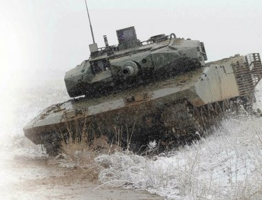 Υπουργός Άμυνας Τουρκίας: «Τον Ιανουάριο του 2019 παραλαμβάνουμε τους S-400 - Ξεκινά η παραγωγή 500 αρμάτων Altay»!